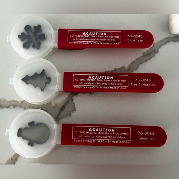 Sizzix Paddle Punch Starter Kit plus extra paddles - Picture 2 of 3